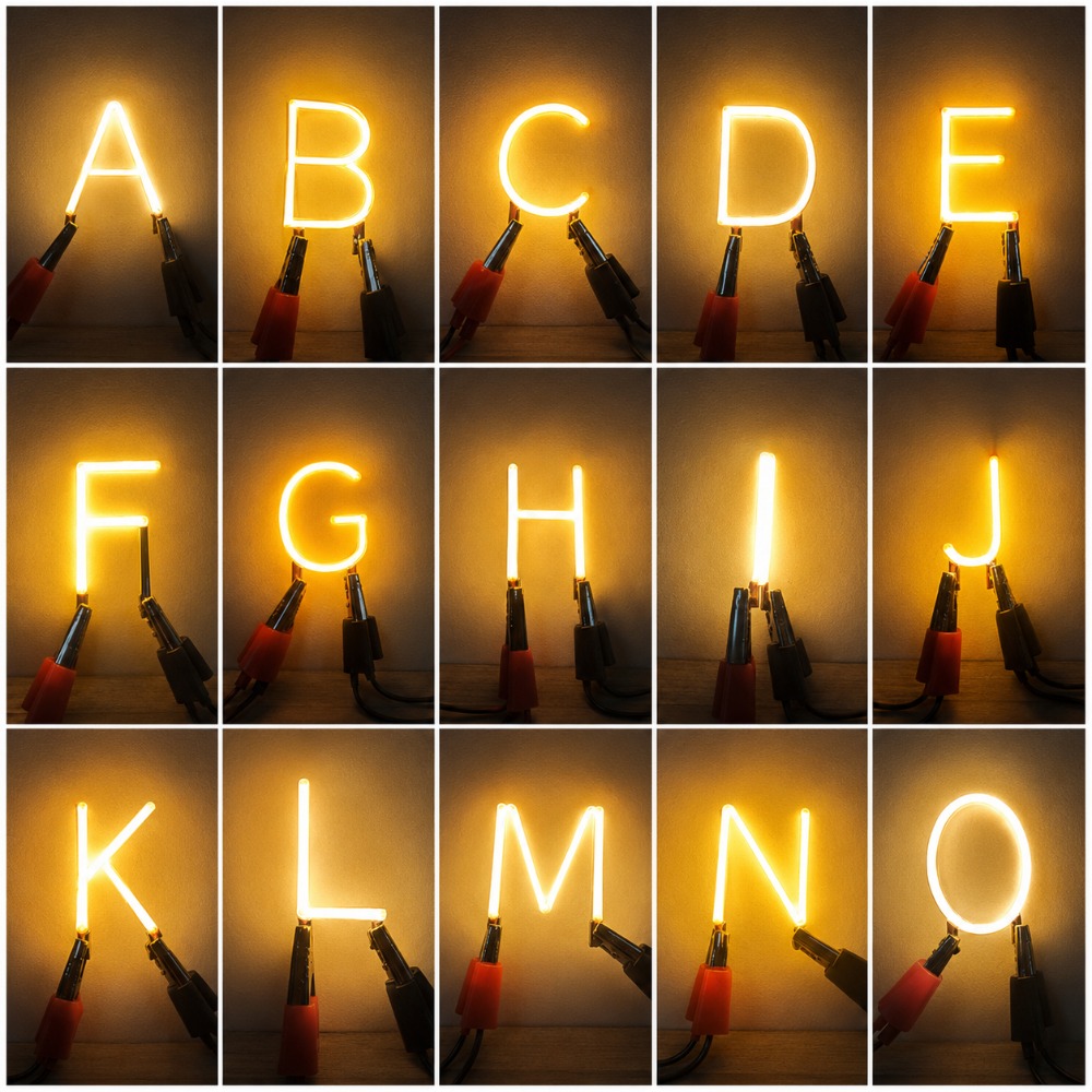 Freely Arrangeable 26 Letters  - Lighting Decor Store 评论和价格